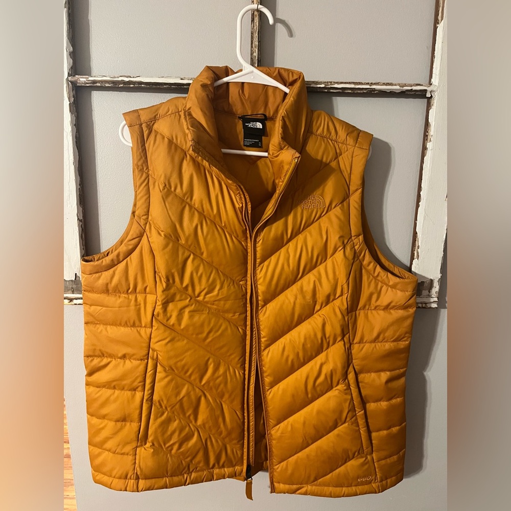 The North Face Women's Golden Puffer Vest